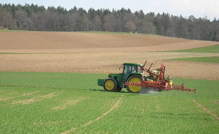 Wie ökotoxikologische Referenzwerte für Böden bestimmen?